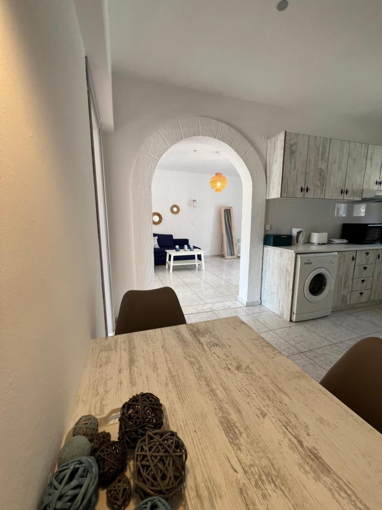 Nikos Studios Livadia  المظهر الخارجي الصورة