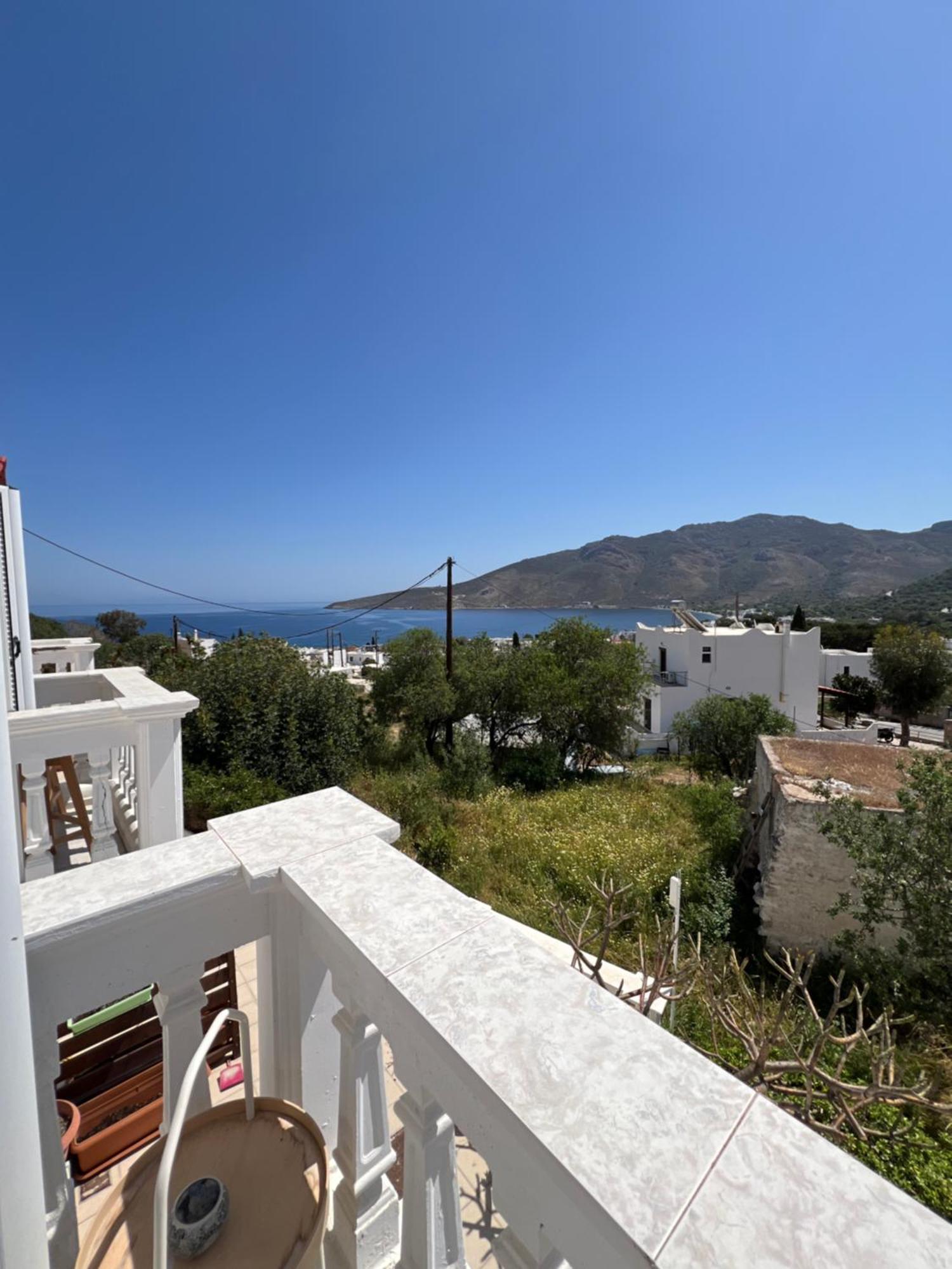 Nikos Studios Livadia  المظهر الخارجي الصورة