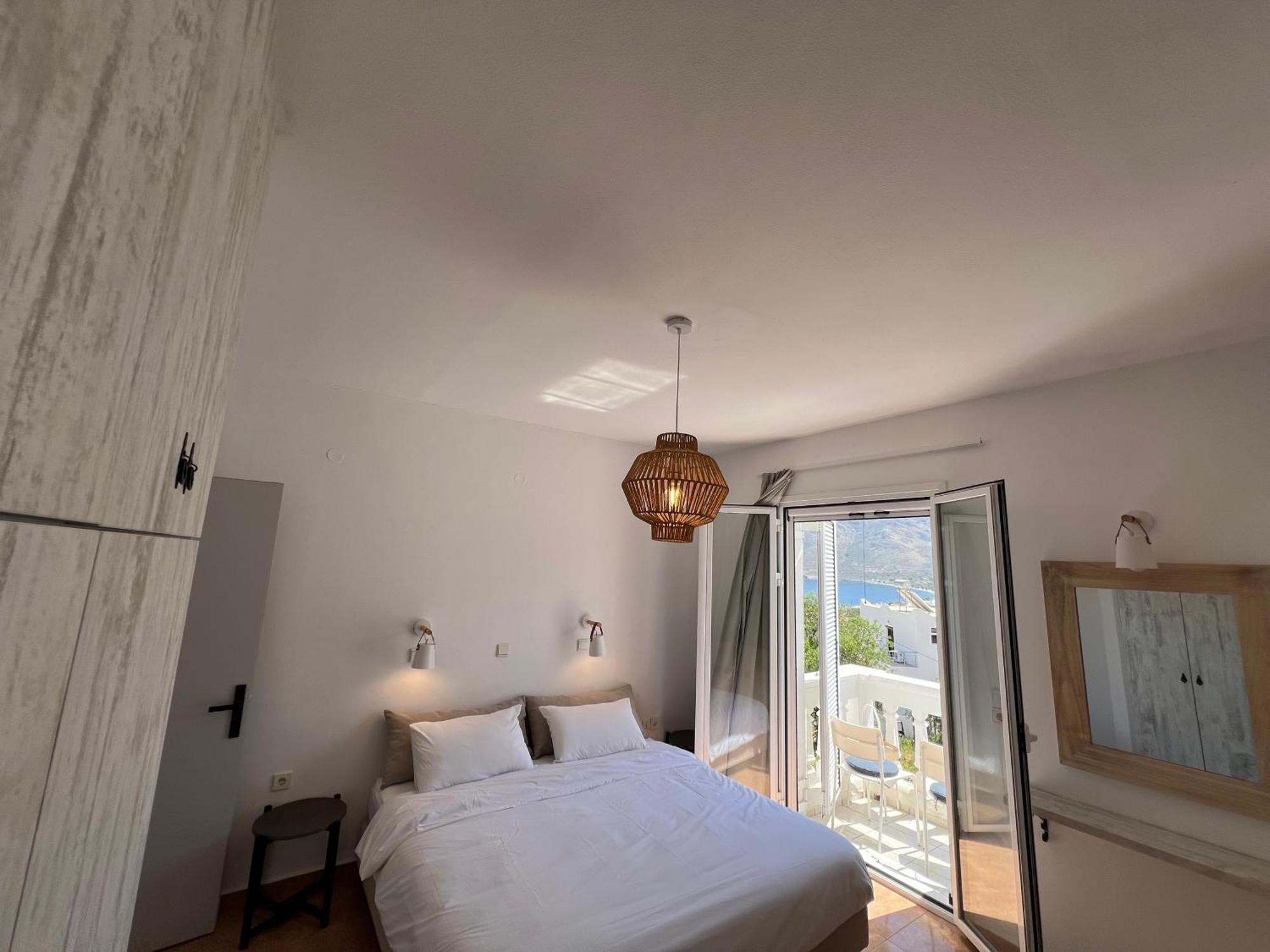 Nikos Studios Livadia  المظهر الخارجي الصورة