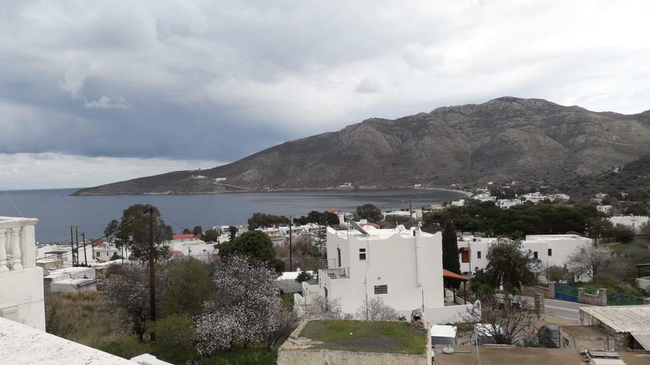 Nikos Studios Livadia  المظهر الخارجي الصورة
